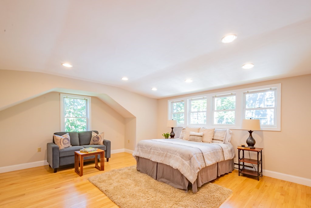 22 Pine Knoll Road Lexington, MA 02420 - Photo 32 of 42