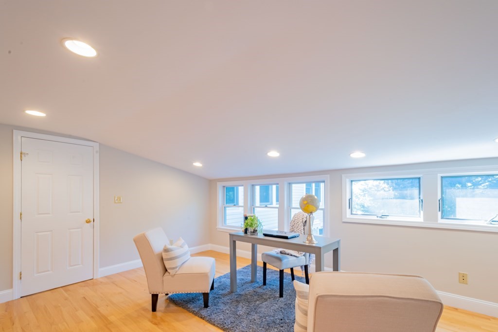 22 Pine Knoll Road Lexington, MA 02420 - Photo 36 of 42