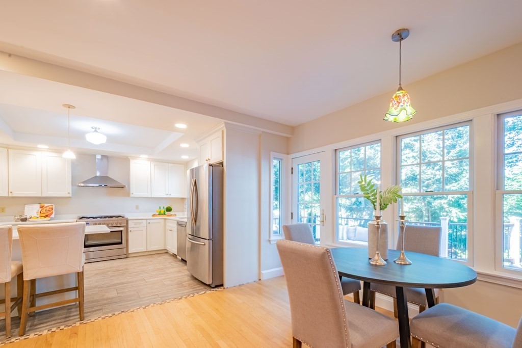 22 Pine Knoll Road Lexington, MA 02420 - Photo 9 of 42