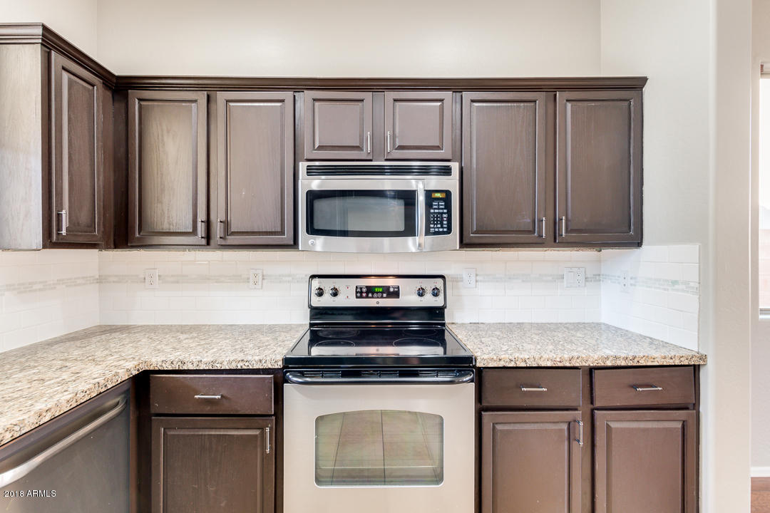 21382 East Alyssa Road Queen Creek, AZ 85142 - Photo 6 of 27 02-Alyssa
