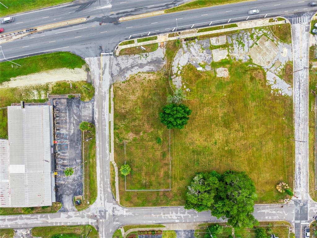 409 Northwest 8th Street Ocala, FL 34475 - Photo 4 of 20