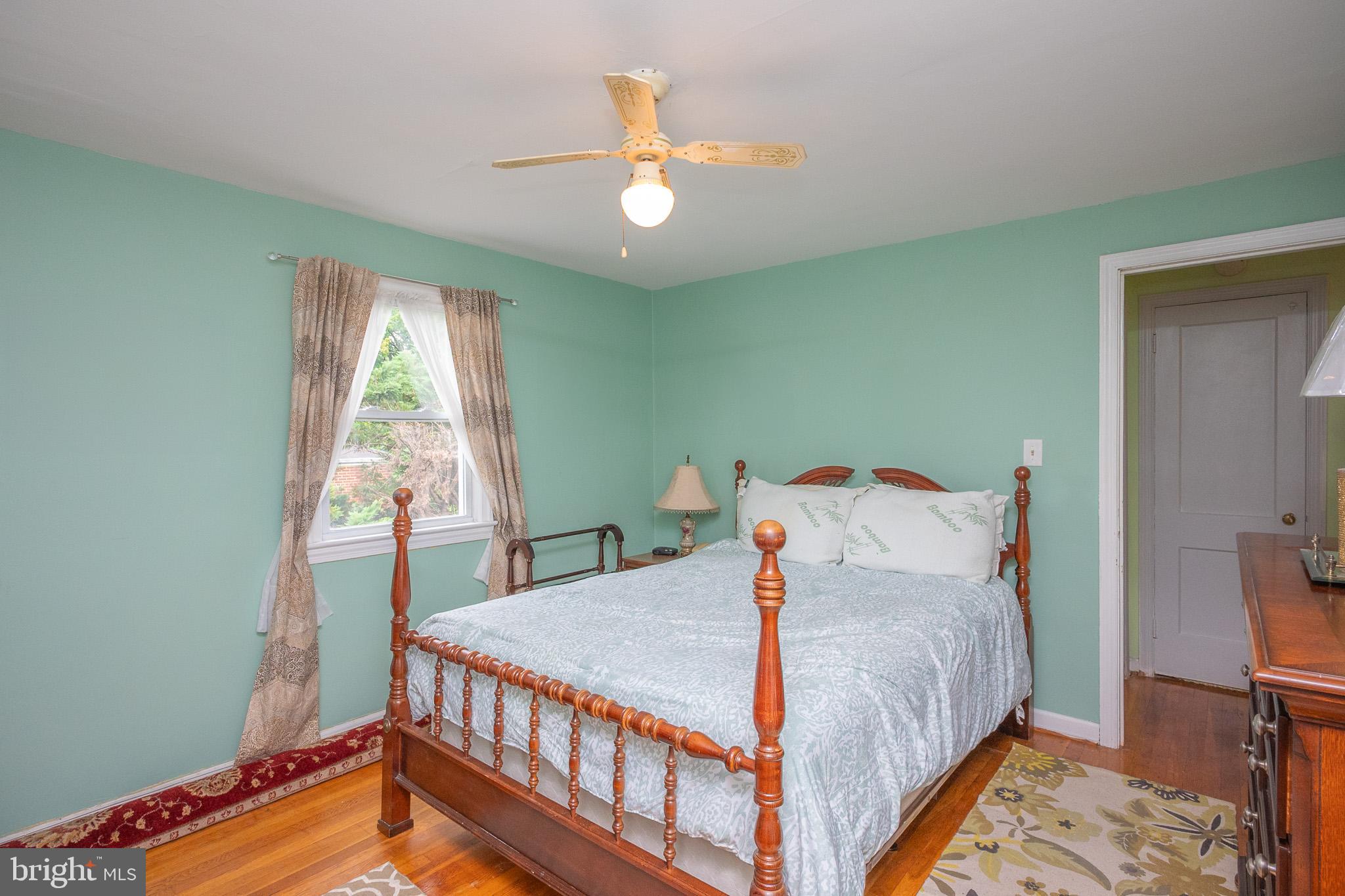 11904 Bluhill Road Silver Spring, MD 20902 - Photo 16 of 34 Gallery Image 16