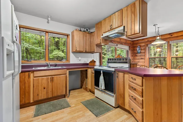 $584,000 | W2162 Otter Ponds Road, Keshena, WI 54135