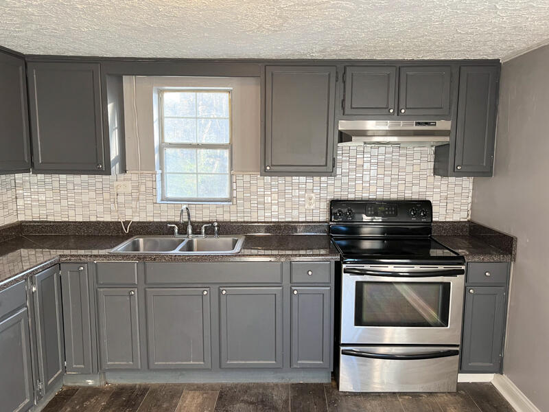 326 Inman Street Ringgold, GA 30736 - Photo 8 of 32 326 Inman-74