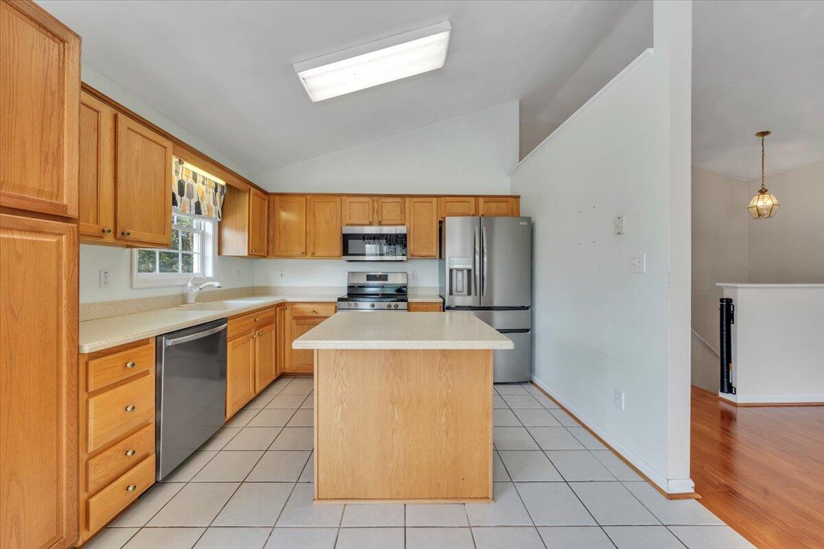 3353 Turner Branch Road Vinton, VA 24179 - Photo 11 of 42 12-MIB04017