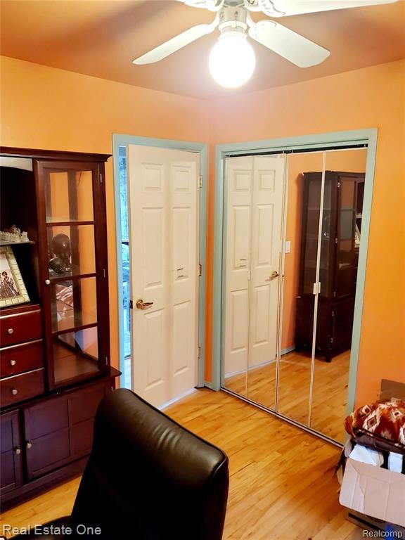 18550 Edinborough Road Detroit, MI 48219 - Photo 16 of 29