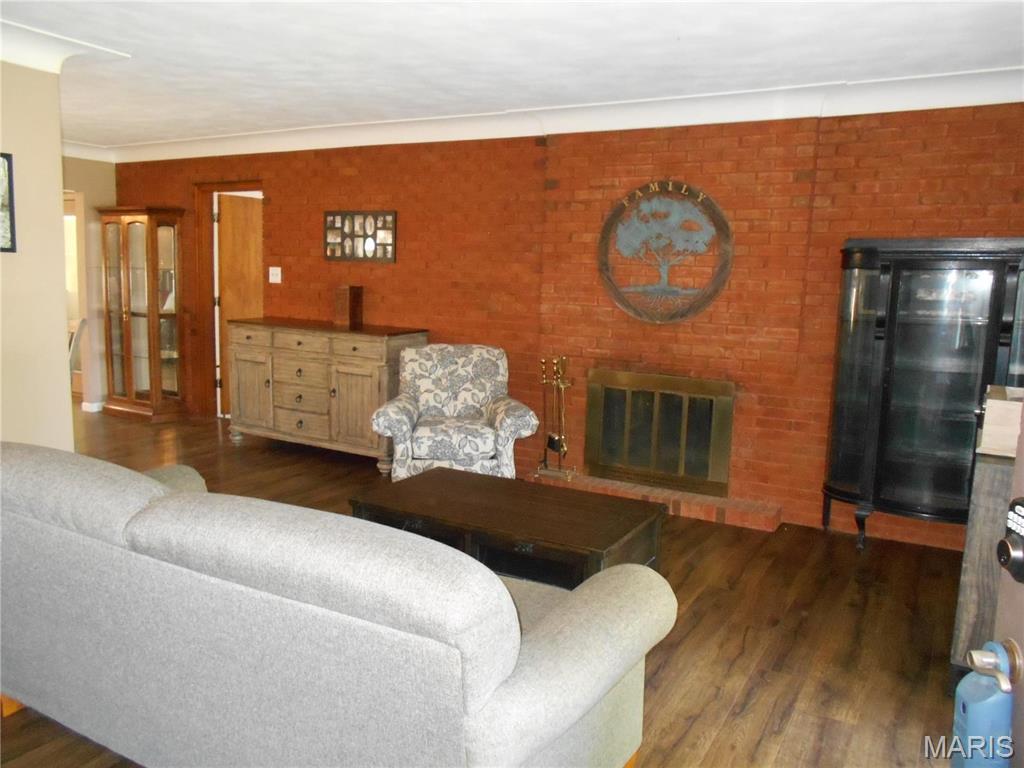 2408 Morrison Road Granite City, IL 62040 - Photo 5 of 27 Gallery Image 5