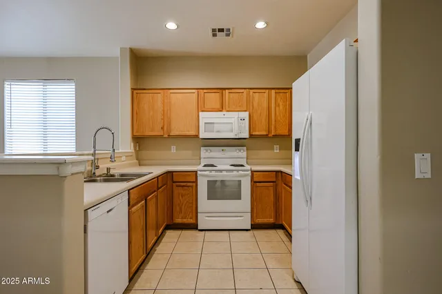 $1,795 | 44115 Askew Drive, Maricopa, AZ 85138