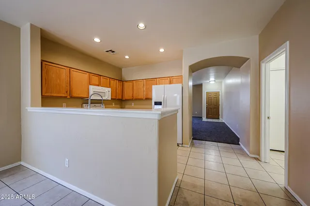 $1,795 | 44115 Askew Drive, Maricopa, AZ 85138