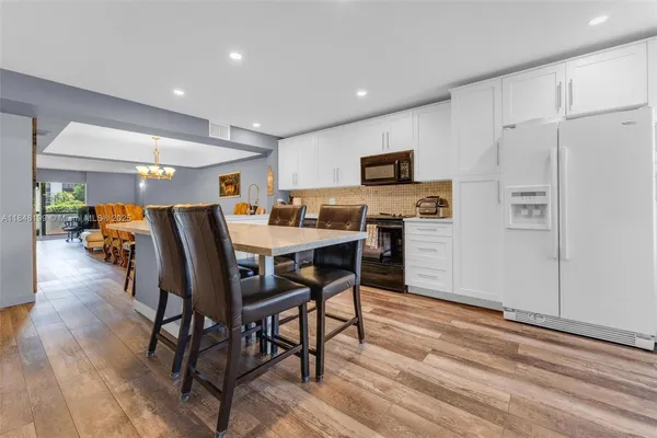 $250,000 | 23380 Carolwood Lane, Unit 101, Boca Raton, FL 33428