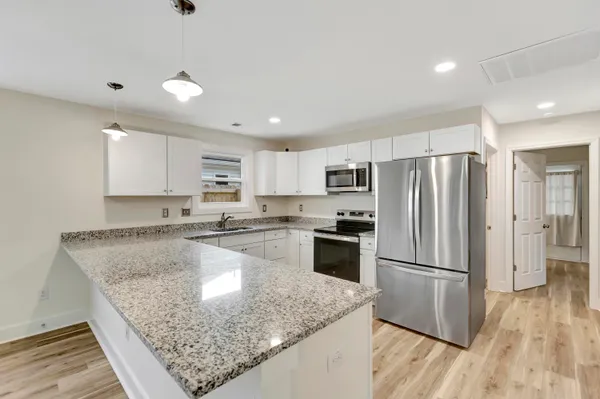 $2,090 | 6961 Raymond Avenue, North Charleston, SC 29406