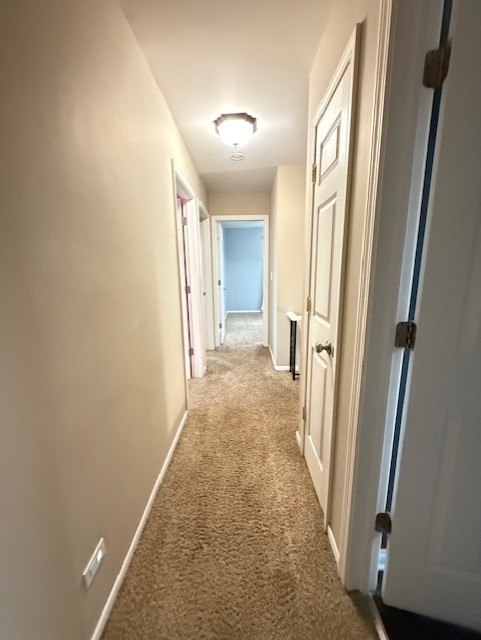 969 Dearborn Circle Carol Stream, IL 60188 - Photo 15 of 46 a view of a hallway