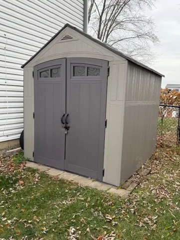 $494,900 | 969 Dearborn Circle, Carol Stream, IL 60188