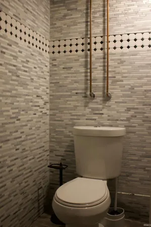 $315,000 | 216 West 28th Street, Jasper, IN 47546