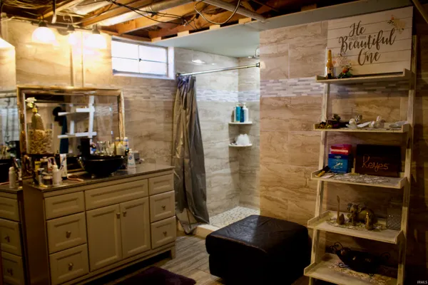 $315,000 | 216 West 28th Street, Jasper, IN 47546