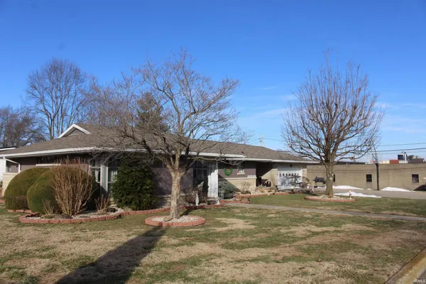 $315,000 | 216 West 28th Street, Jasper, IN 47546