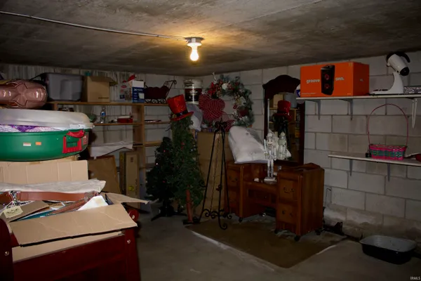 $315,000 | 216 West 28th Street, Jasper, IN 47546