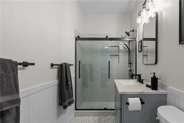 $2,995 | 434 Bellevue Avenue, Unit 3A, Newport, RI 02840