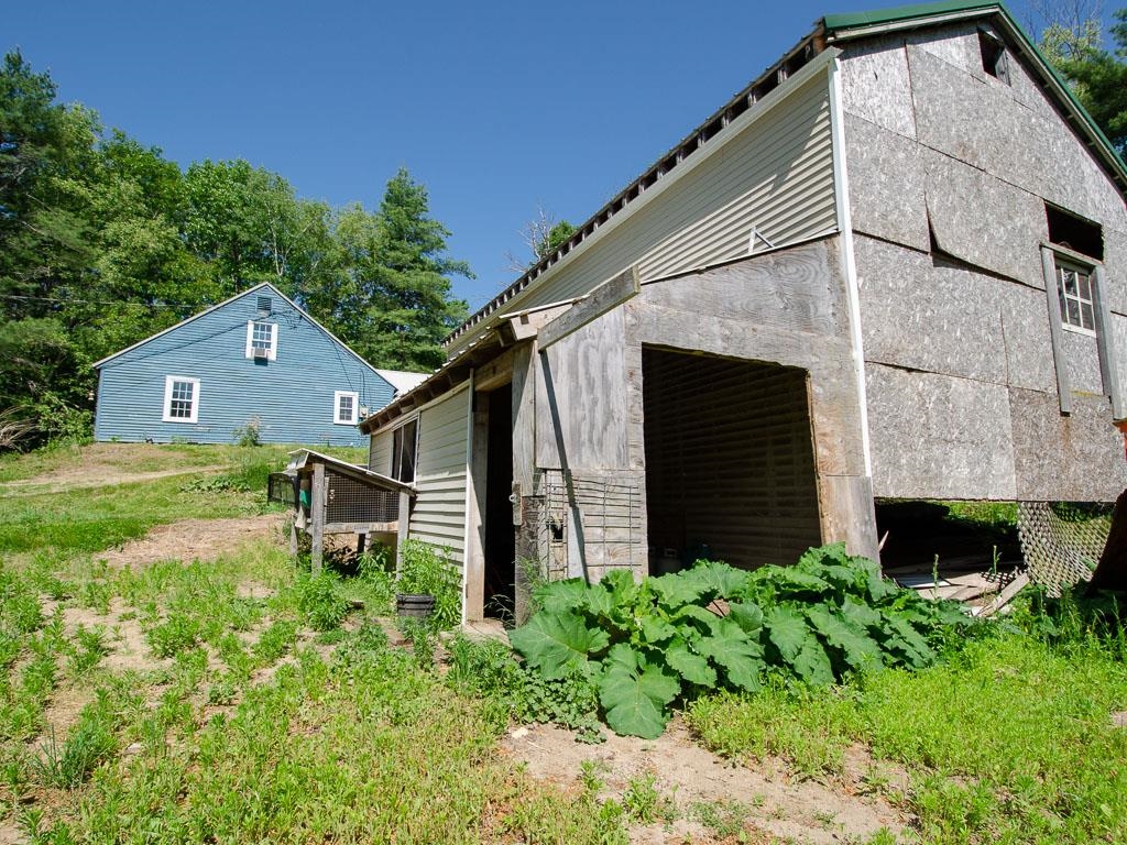 304 North Road Epsom, NH 03234 - Photo 30 of 40