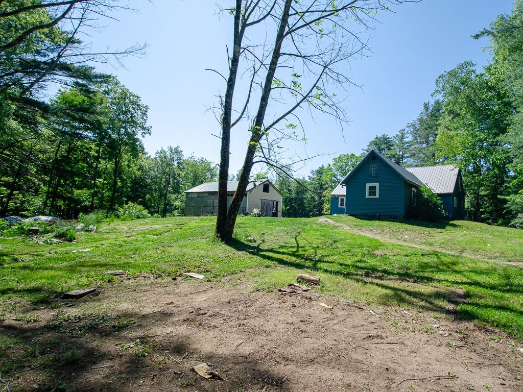 304 North Road Epsom, NH 03234 - Photo 34 of 40