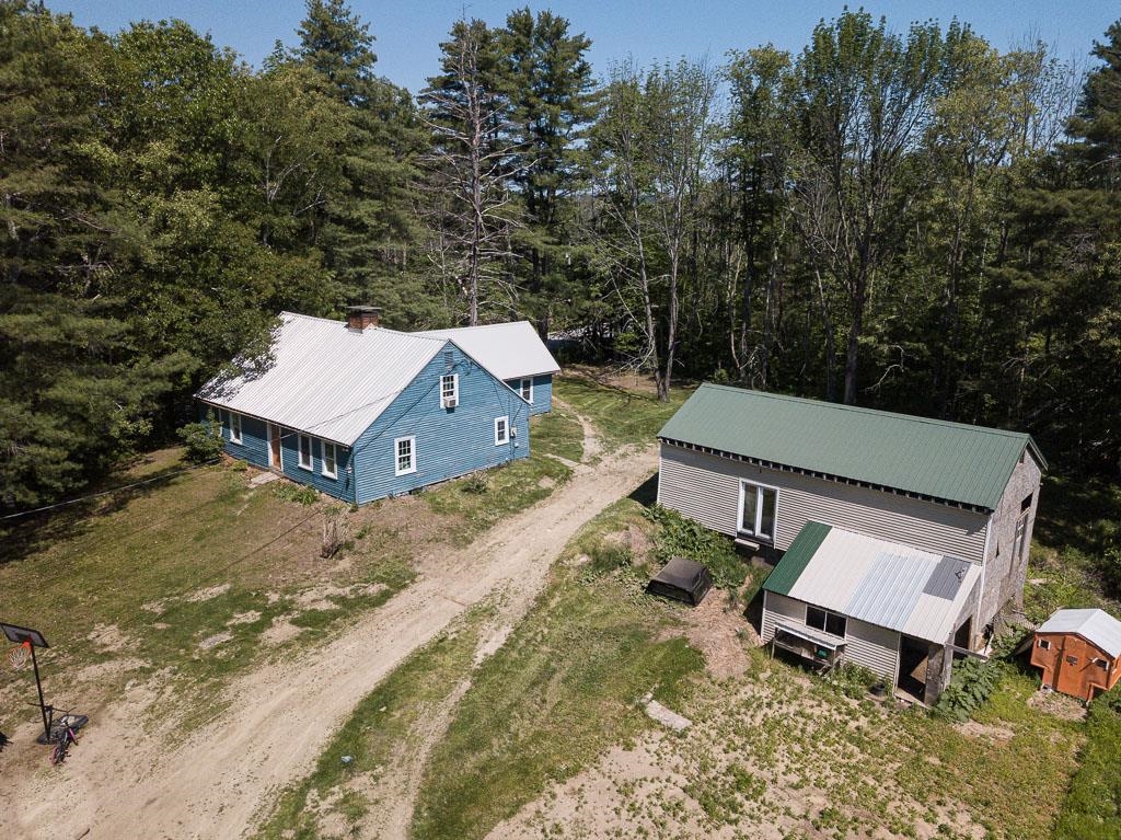 304 North Road Epsom, NH 03234 - Photo 5 of 40
