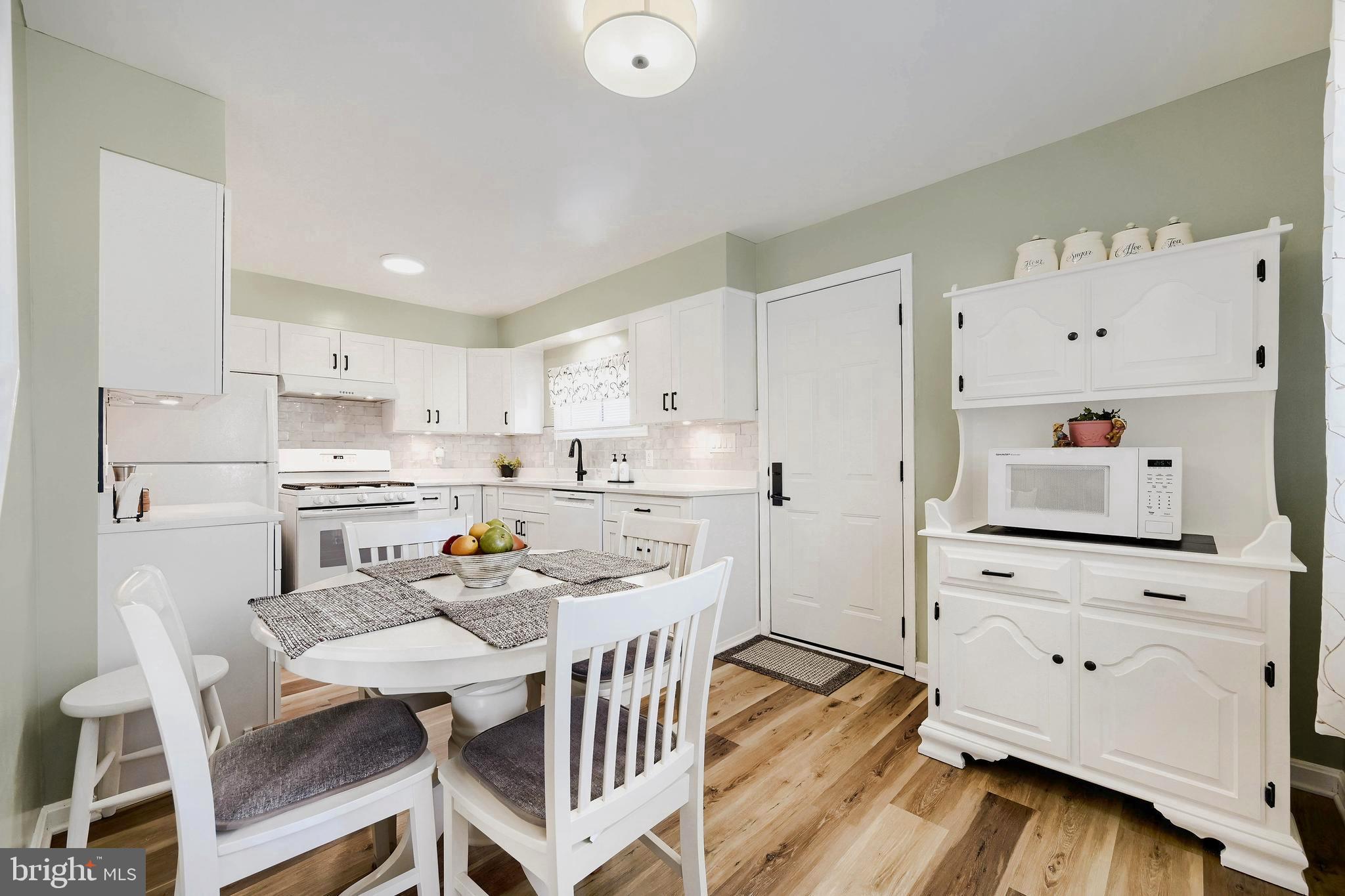 8103 Murray Point Road Baltimore, MD 21222 - Photo 13 of 31