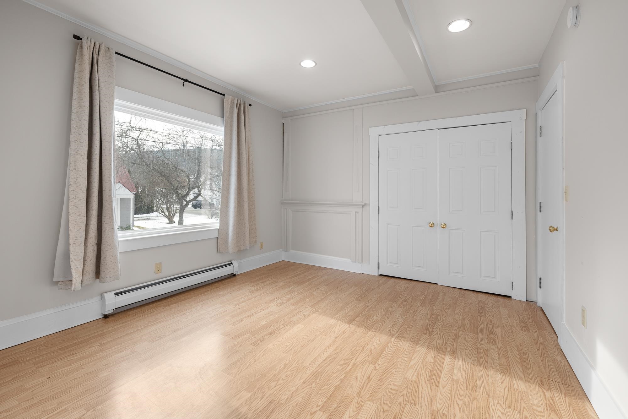 157 Summer Street Hartford, VT 05001 - Photo 13 of 52