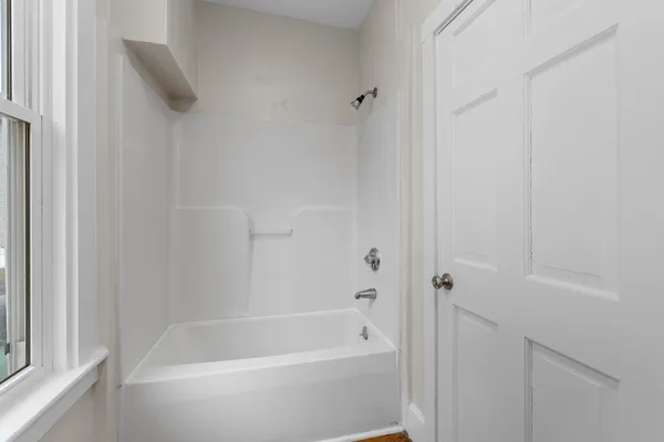 $530,000 | 157 Summer Street, Hartford, VT 05001