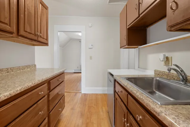 $530,000 | 157 Summer Street, Hartford, VT 05001