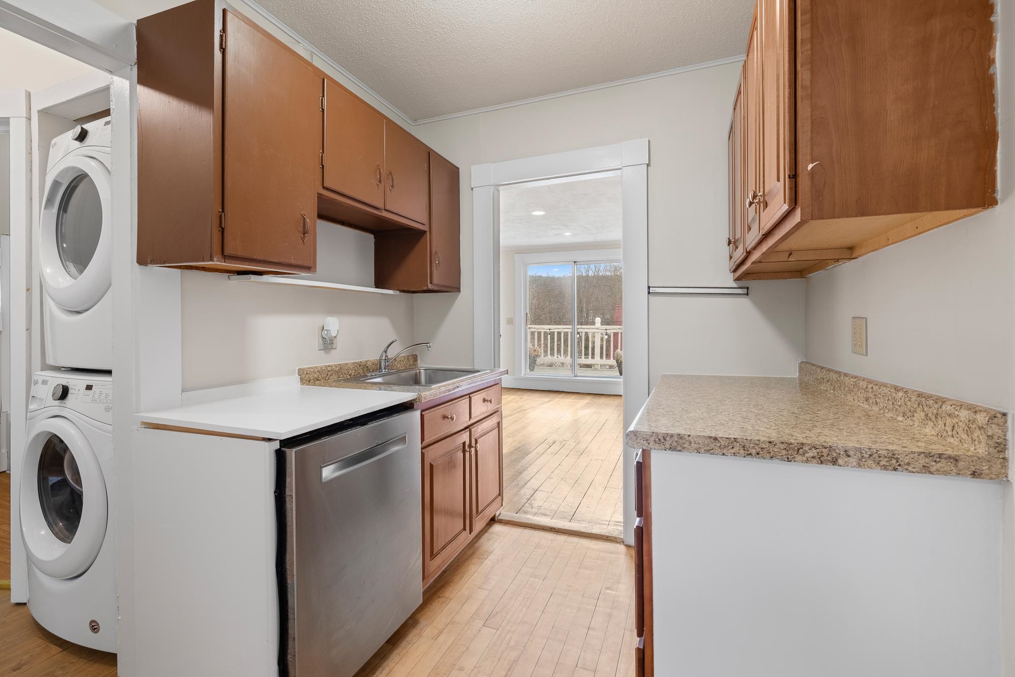 157 Summer Street Hartford, VT 05001 - Photo 43 of 52