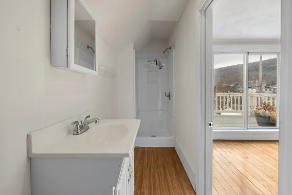 $530,000 | 157 Summer Street, Hartford, VT 05001