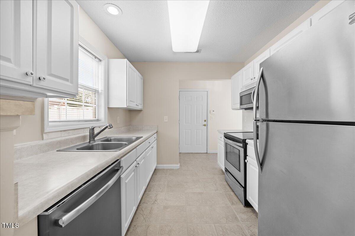 11340 Involute Place, Unit 100 Raleigh, NC 27617 - Photo 8 of 32 15-2A1A1979