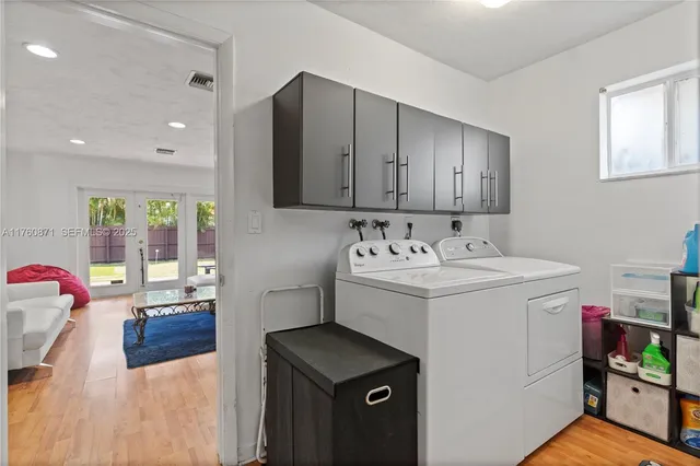 a view of a back yard of the house