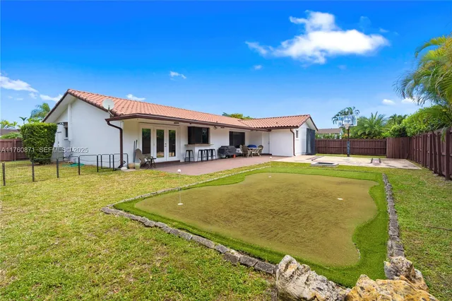 $1,350,000 | 2010 Northeast 208th Street, Miami, FL 33179