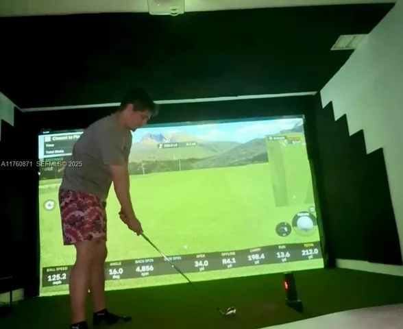 $1,350,000 | 2010 Northeast 208th Street, Miami, FL 33179