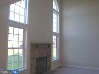 602 County Line Road Telford, PA 18969 - Photo 3 of 5