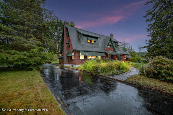 1316 State Rte 435 Moscow, PA 18444 - Photo 5 of 89 Gallery Image 5