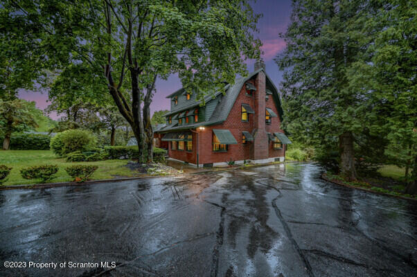 1316 State Rte 435 Moscow, PA 18444 - Photo 6 of 89 Gallery Image 6