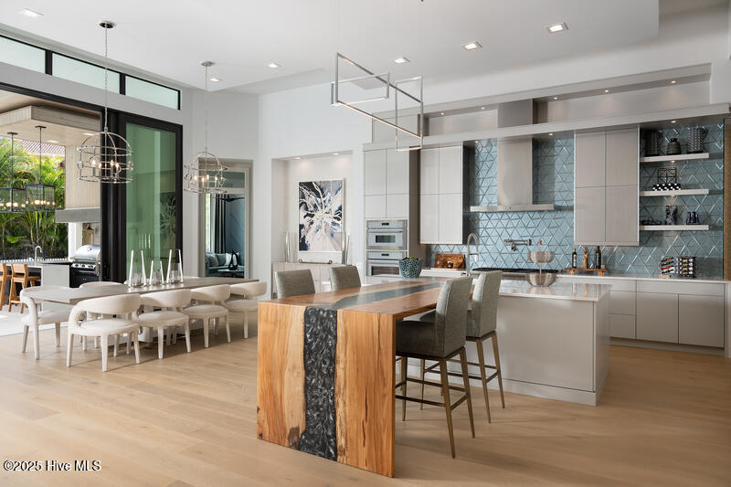 521 Airlie Road, Unit PARK SHORE PLAN Wilmington, NC 28403 - Photo 4 of 13 Park Shore Kitchen