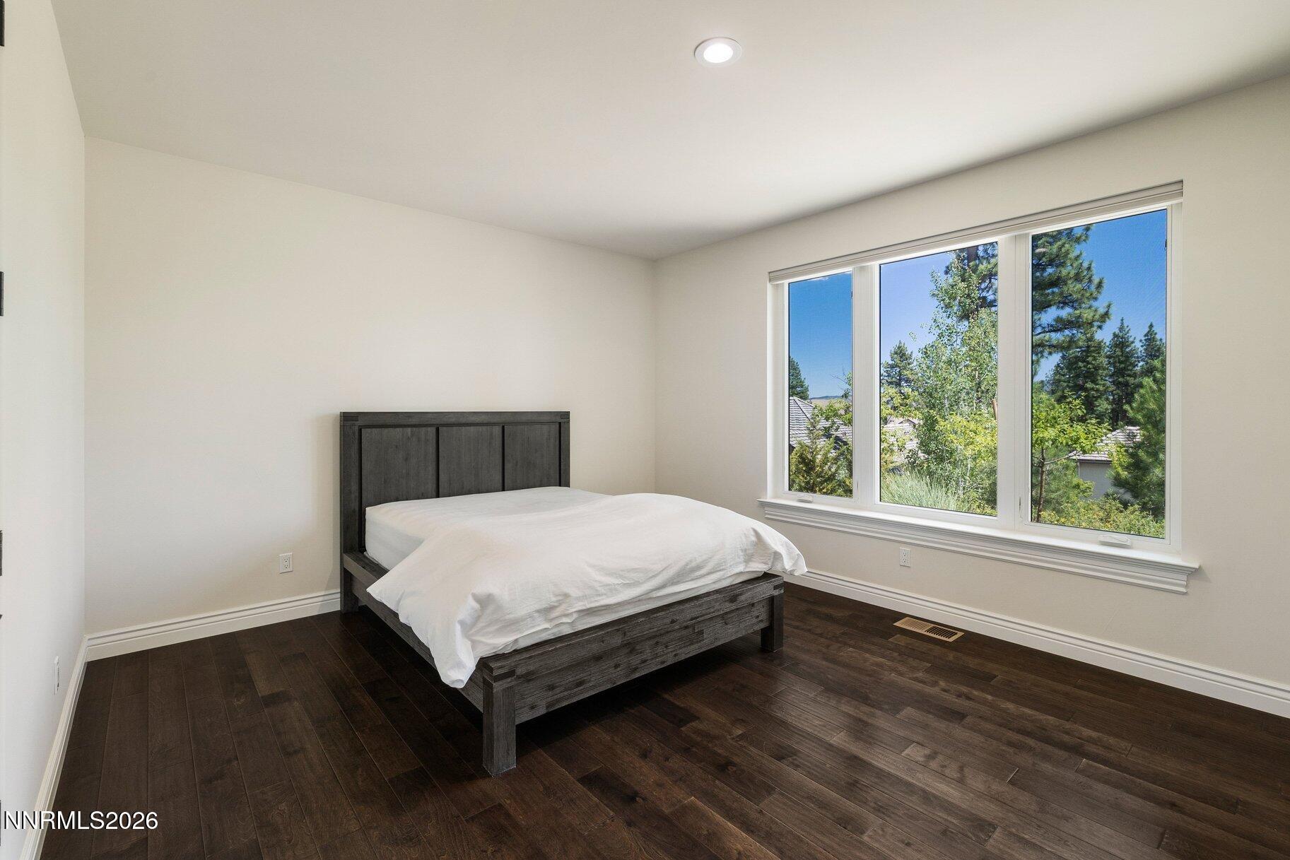 20600 Chanson Way Reno, NV 89511 - Photo 19 of 32 019_56-print-20600_chanson-47_835