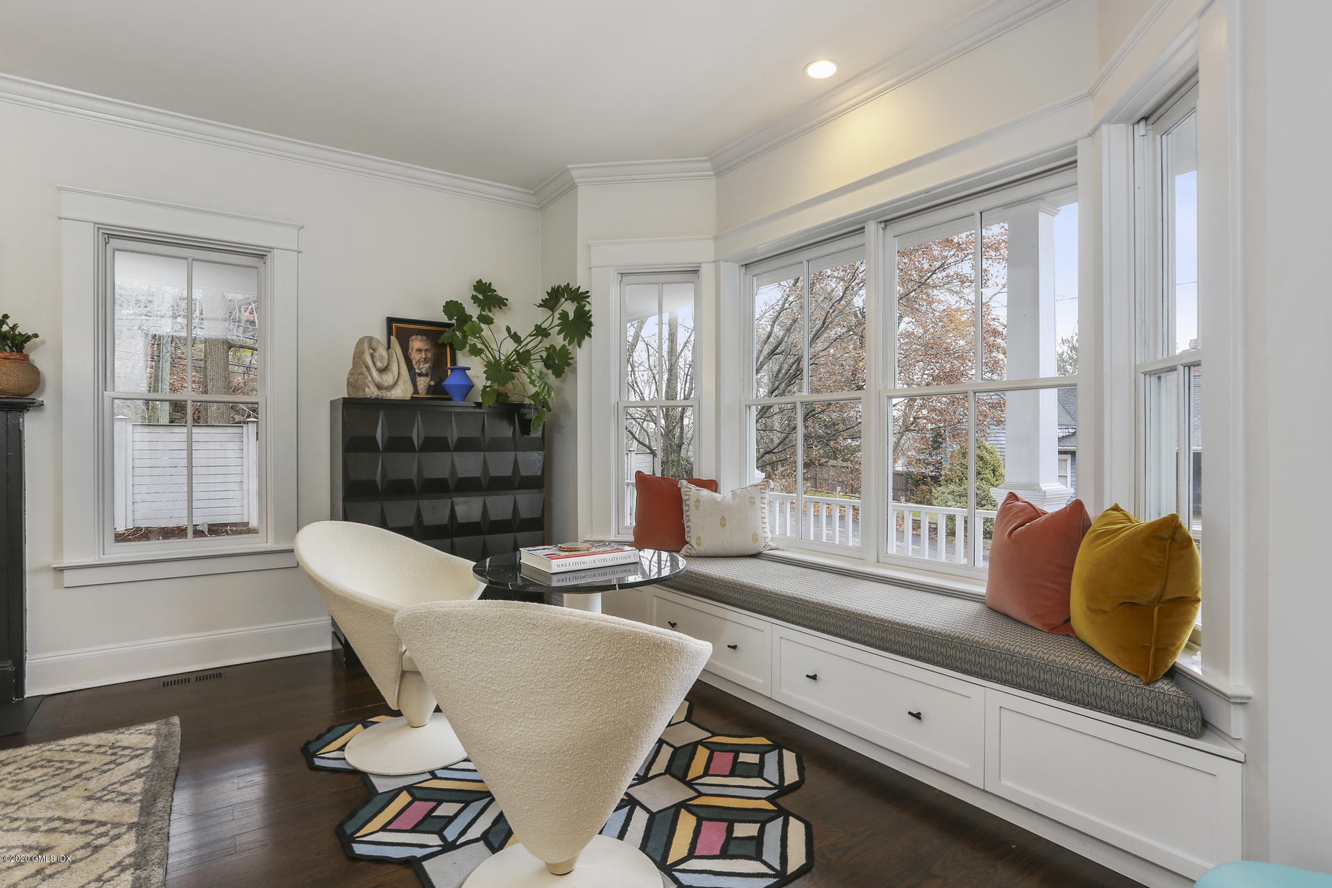 2 William Street Riverside, CT 06878 - Photo 5 of 28 a living room with furniture and a window