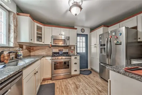 $318,000 | 7022 Marty Street, Overland Park, KS 66204