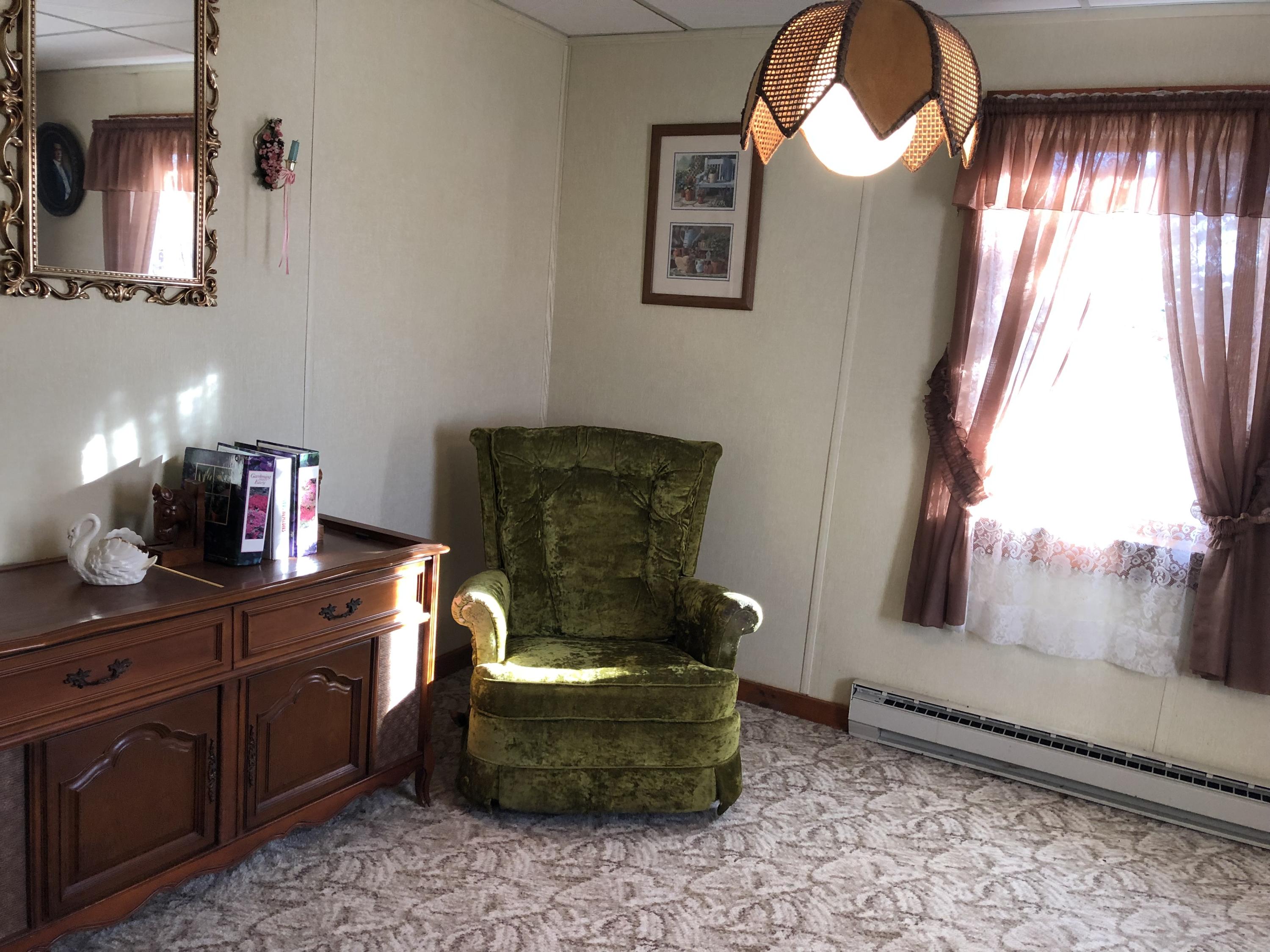 660 County Road Lubec, ME 04652 - Photo 28 of 45 17. In-law apt dining room
