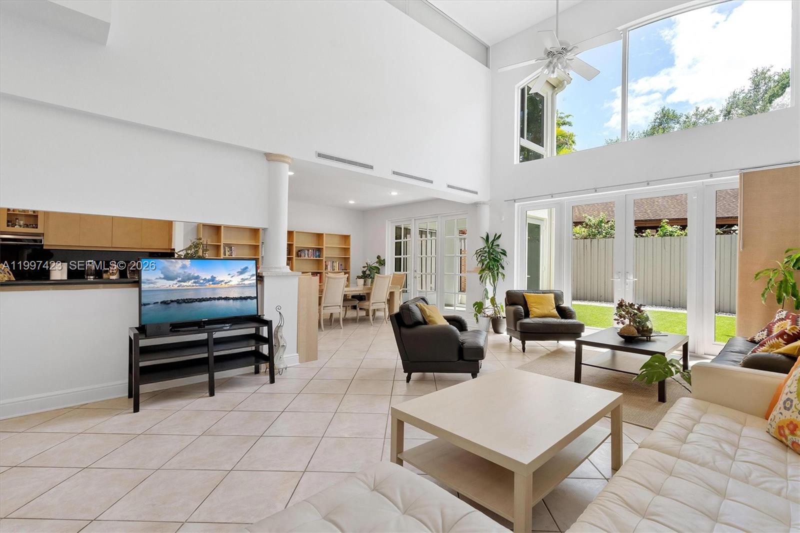 6720 Southwest 88th Terrace Pinecrest, FL 33156 - Photo 7 of 48
