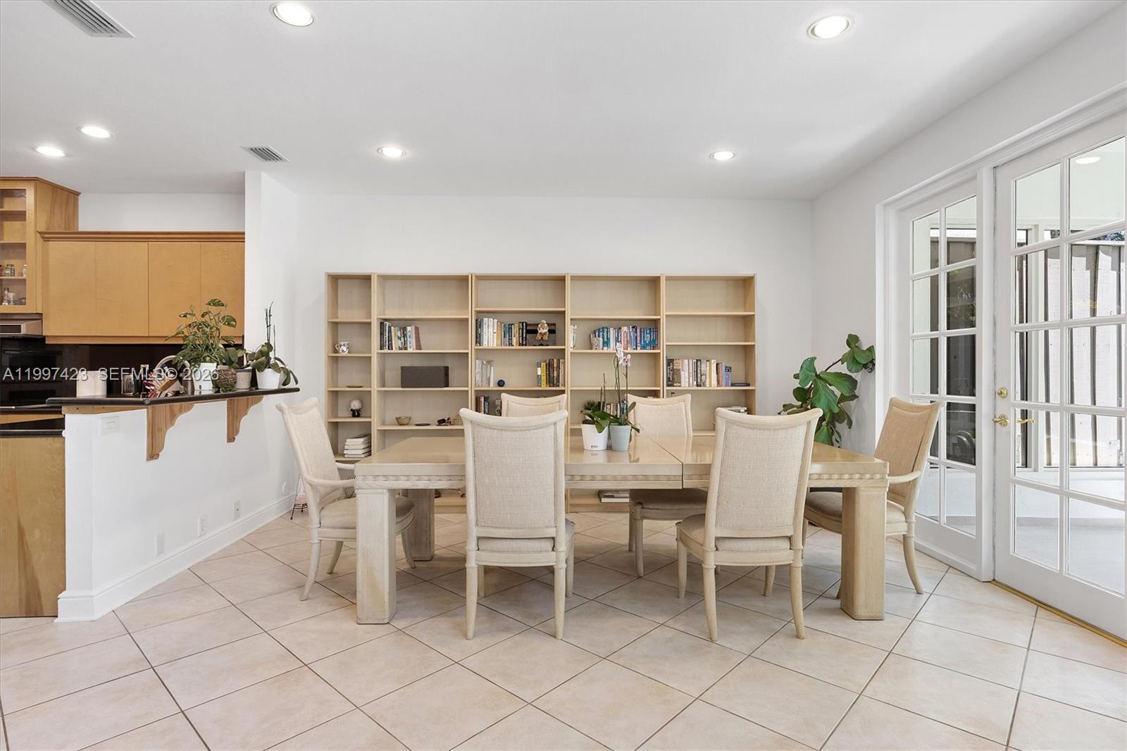 6720 Southwest 88th Terrace Pinecrest, FL 33156 - Photo 9 of 48