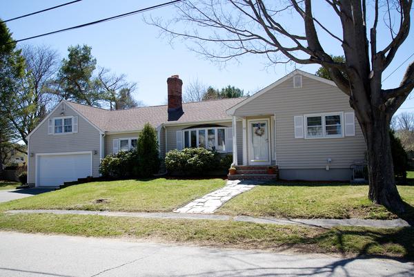 43 Margaret Road Hamilton, MA 01982 - Photo 1 of 24