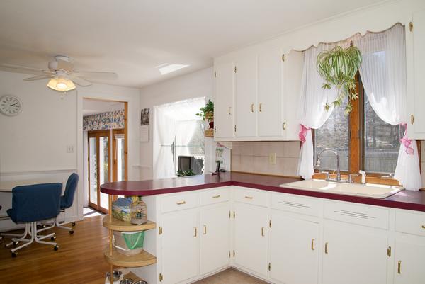 43 Margaret Road Hamilton, MA 01982 - Photo 10 of 24