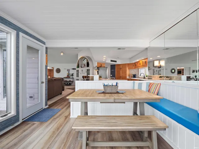 $729,000 | 10660 North Southshore Drive, Unit D3, Syracuse, IN 46567