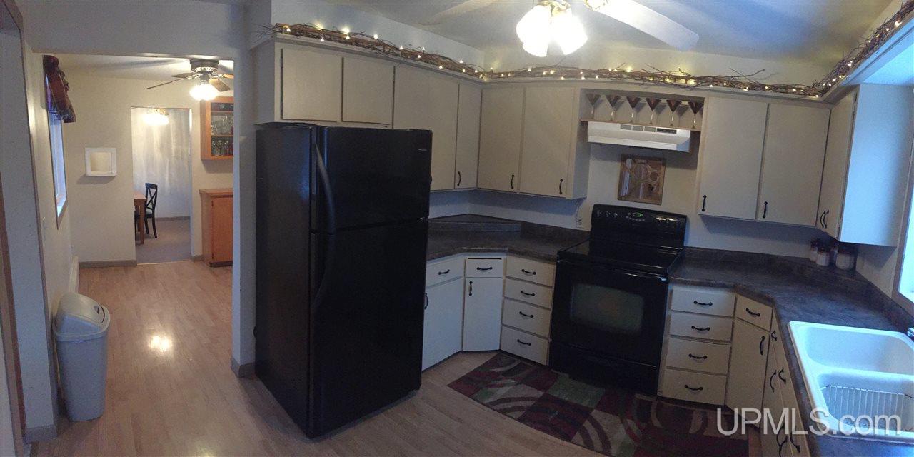 478 Washington Street Ishpeming, MI 49849 - Photo 2 of 26 Gallery Image 2