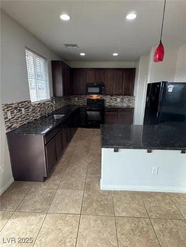 $2,100 | 7029 Placid Lake Avenue, Las Vegas, NV 89179